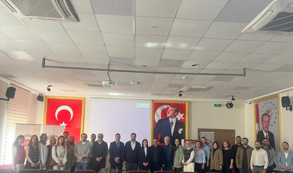 8 Nisan Dünya Romanlar Günü Kapsamında “Romanlar ve Roman Kültürü” Paneli Gerçekleştirildi